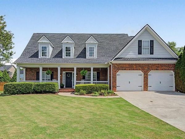 32 Colonial Circle NW, Cartersville, GA 30120
