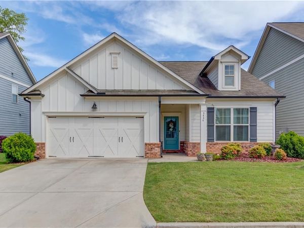 5434 Long Branch Way , Flowery Branch, GA 30542