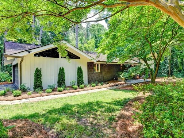 5363 Rosser Road , Stone Mountain, GA 30087