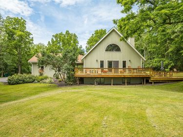4824 County Road 16, Canandaigua, NY 14424