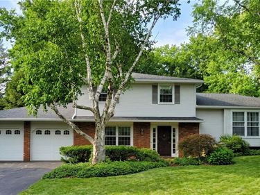 28 Candlewood Drive , Pittsford, NY 14534
