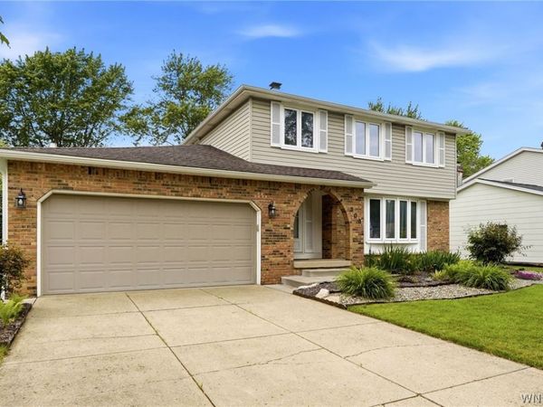 306 Sagewood Terrace , Williamsville, NY 14221