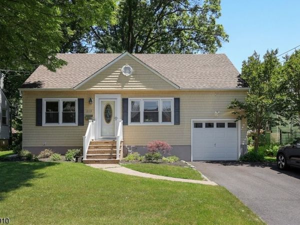 213 Sailer St, Cranford, NJ 07016