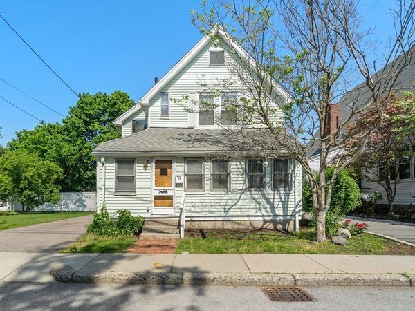 25 Curve St, Newton, MA 02465