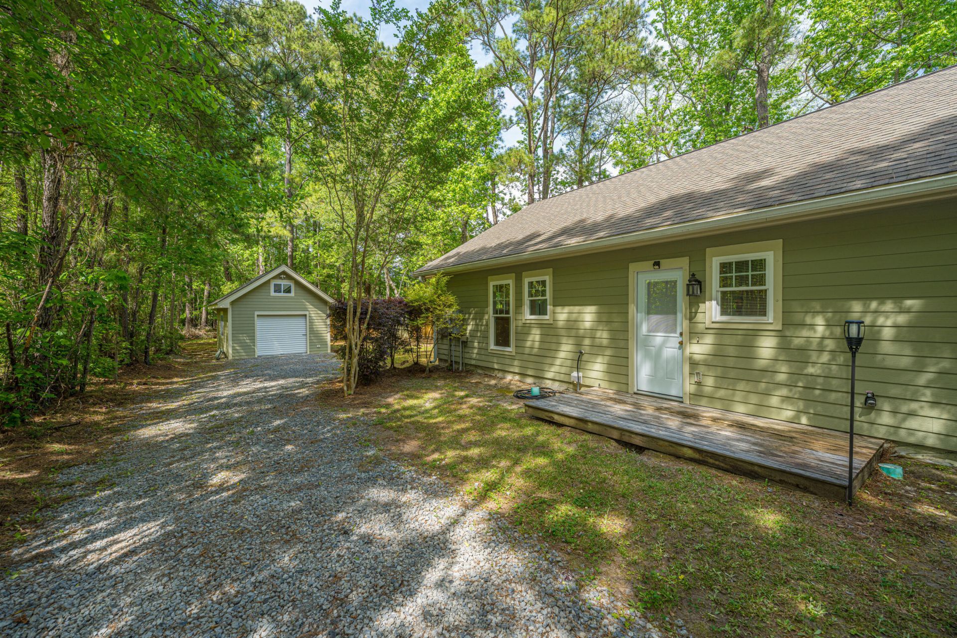 6037 Chisolm Road Photo 35