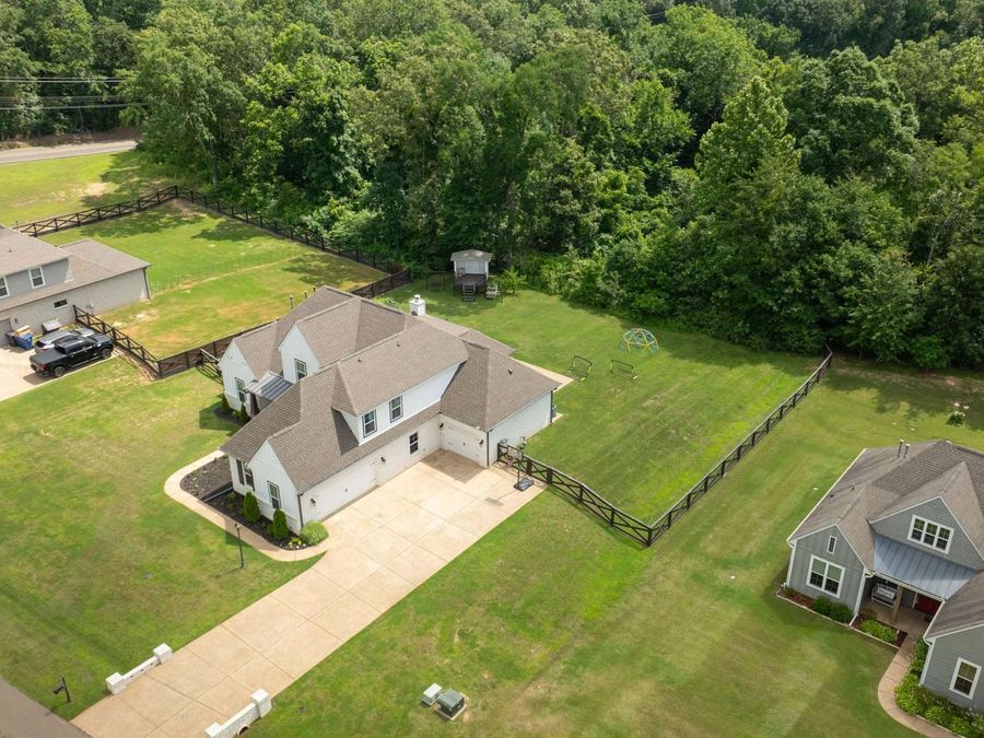 Property Image 37