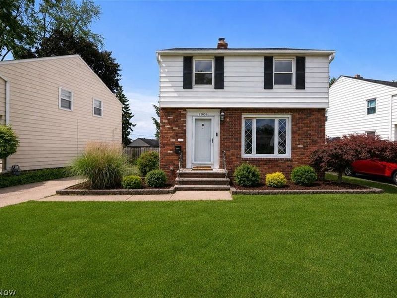 7906 Kenton Avenue, Parma, OH 44129 Photo 1