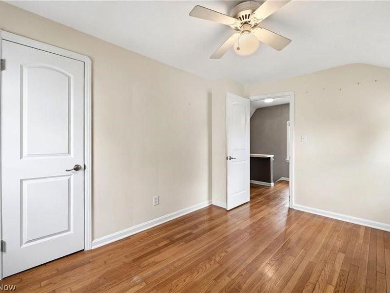 7906 Kenton Avenue, Parma, OH 44129 Photo 15