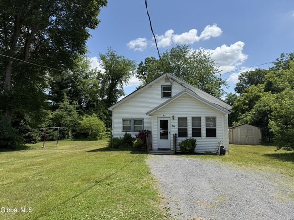 34 Mallory Avenue, Queensbury, NY 12804