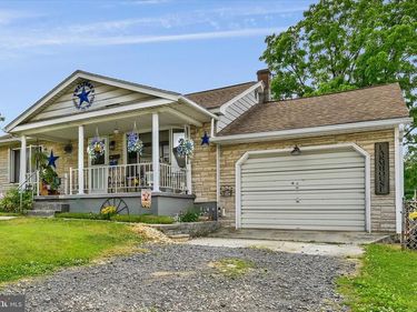 802 N 16TH STREET, POTTSVILLE, PA 17901