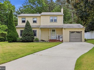 7 PIN OAK COURT, BLACKWOOD, NJ 08012