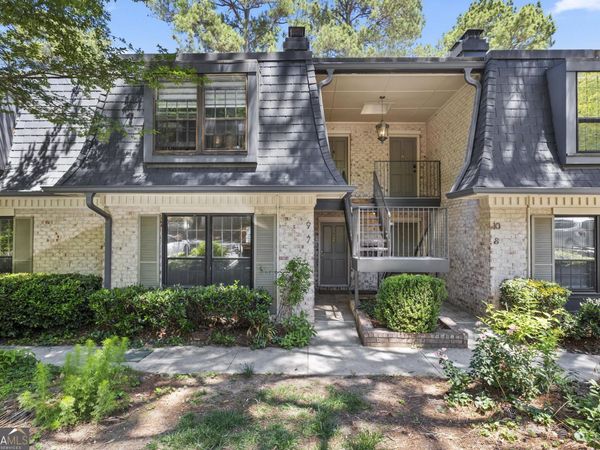 7 Cantey Place NW, Atlanta, GA 30327