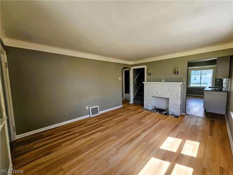 6307 Westlake Avenue, Parma, OH 44129 Photo 3