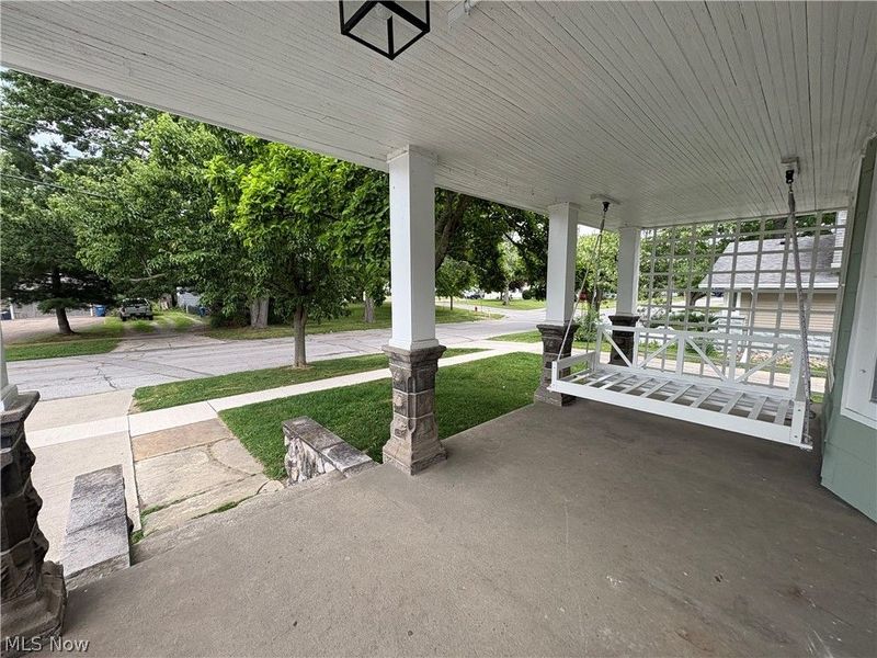 5821 South Street, Vermilion, OH 44089 Photo 2