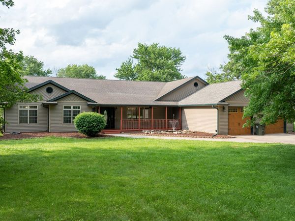 1602 W Furry Road, Fountaintown, IN 46130