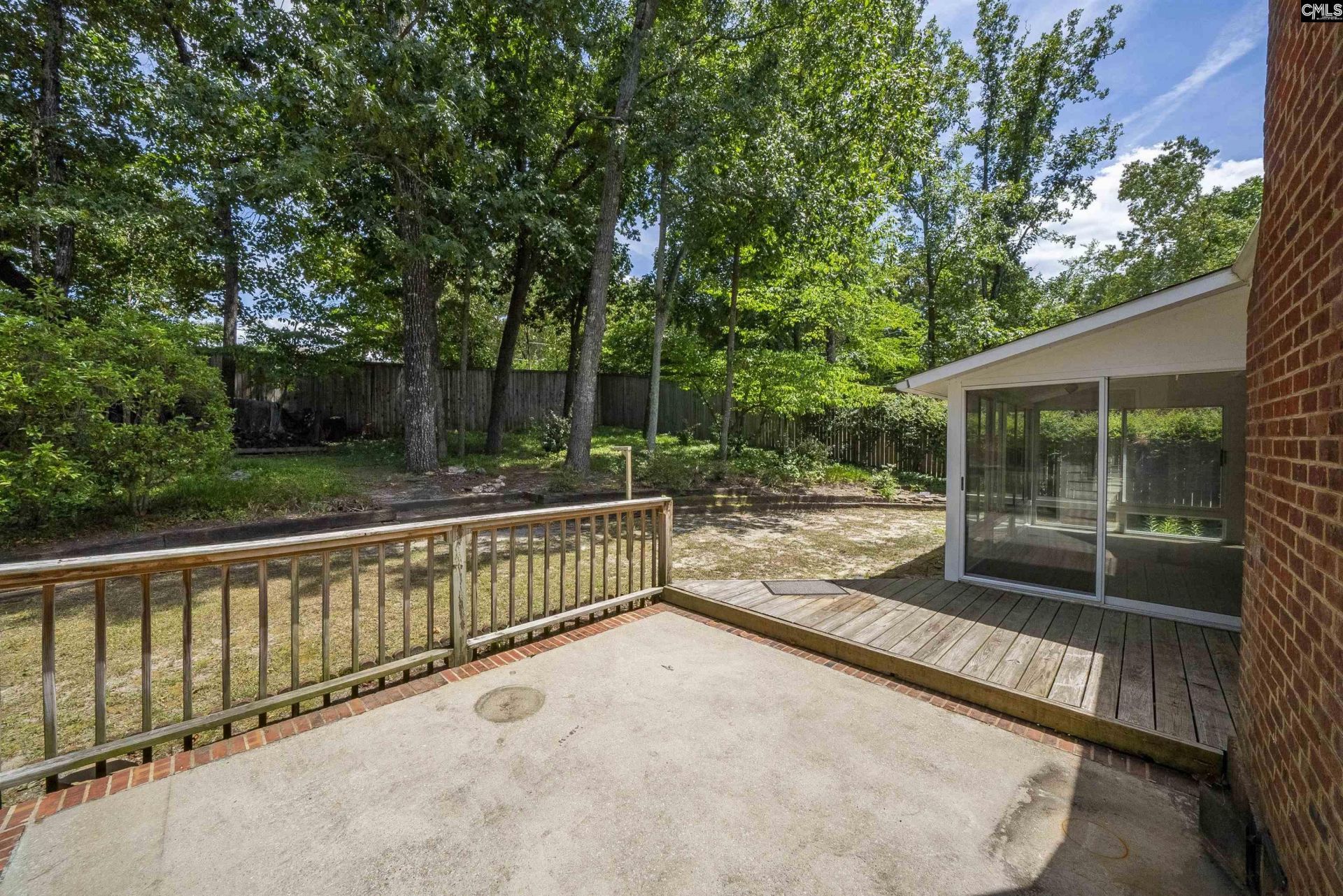 129 Fishers Wood Drive  Photo 8