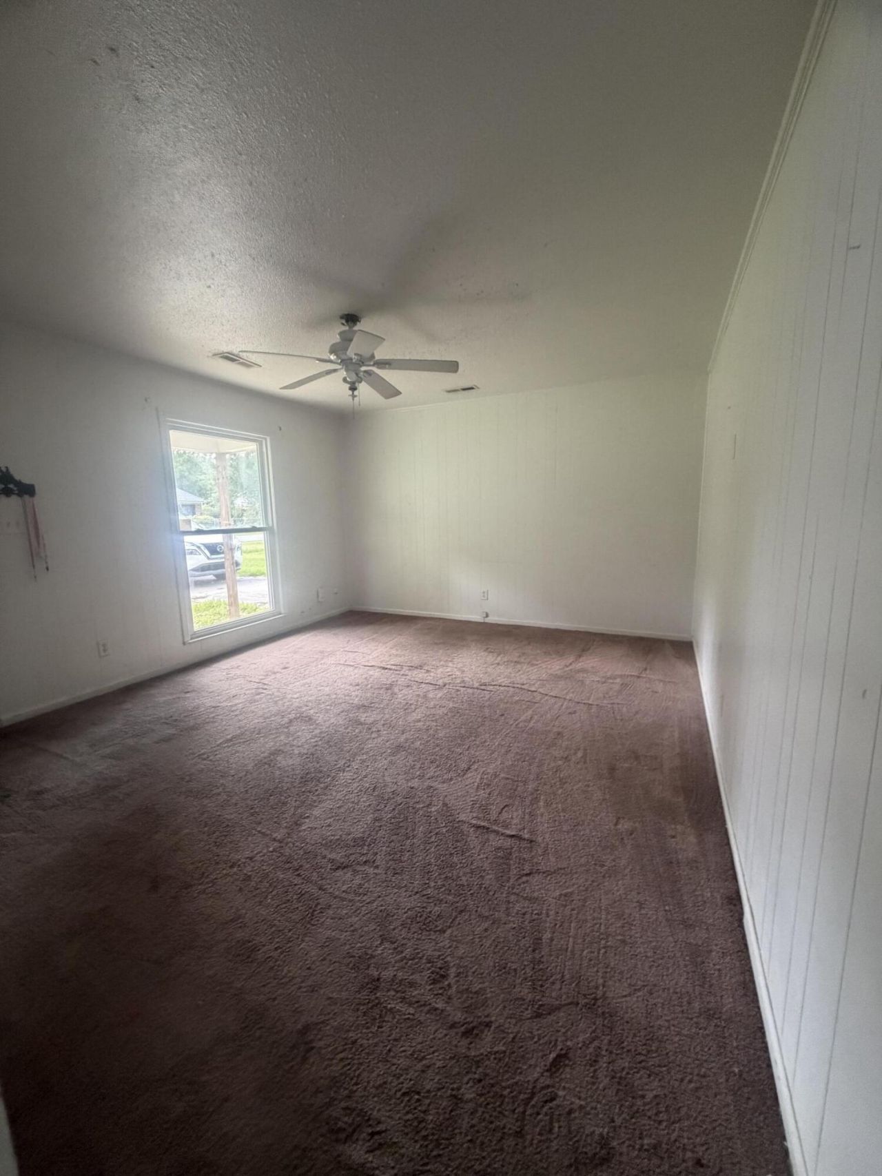 120 Clarine Drive Photo 10