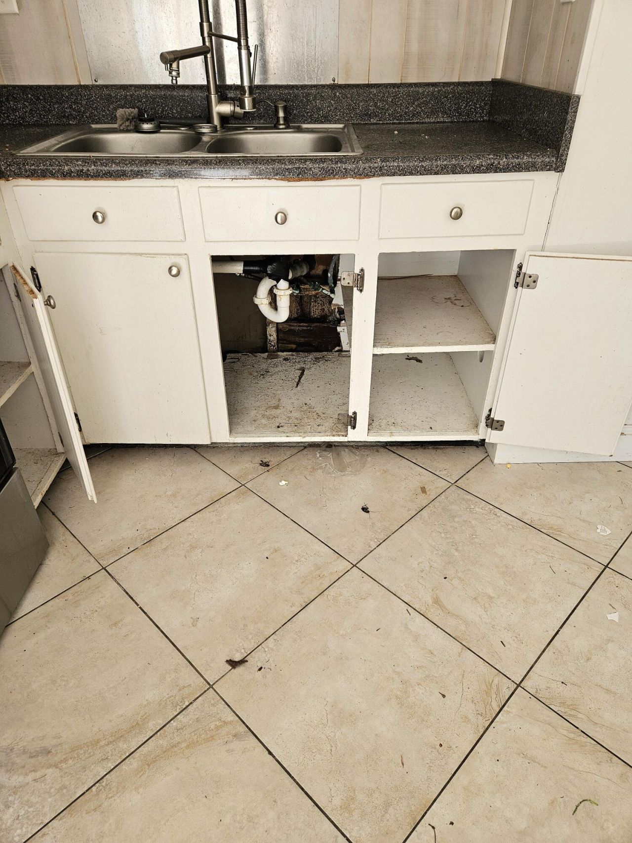 120 Clarine Drive Photo 8