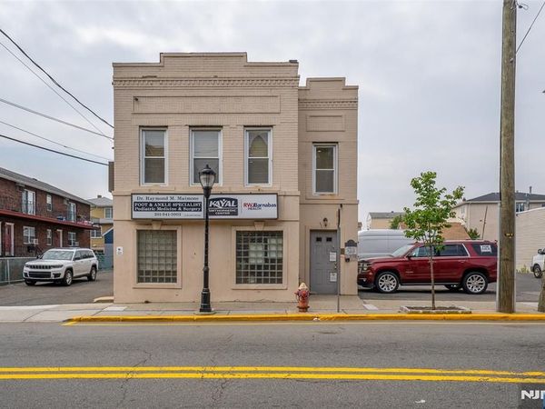 89 Anderson Avenue, FAIRVIEW, NJ 07022