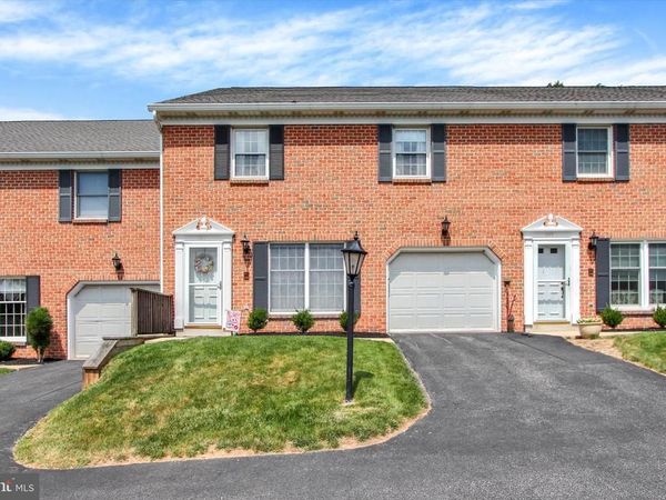 1697 WYNTRE BROOKE DRIVE , YORK, PA 17403