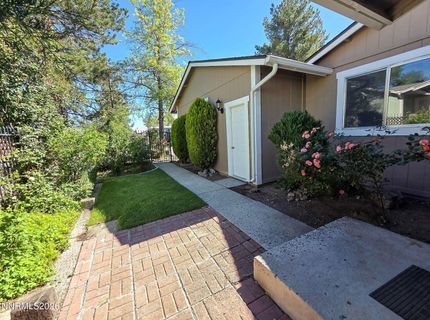6450 Lotus Street, Reno, NV 89506 Photo