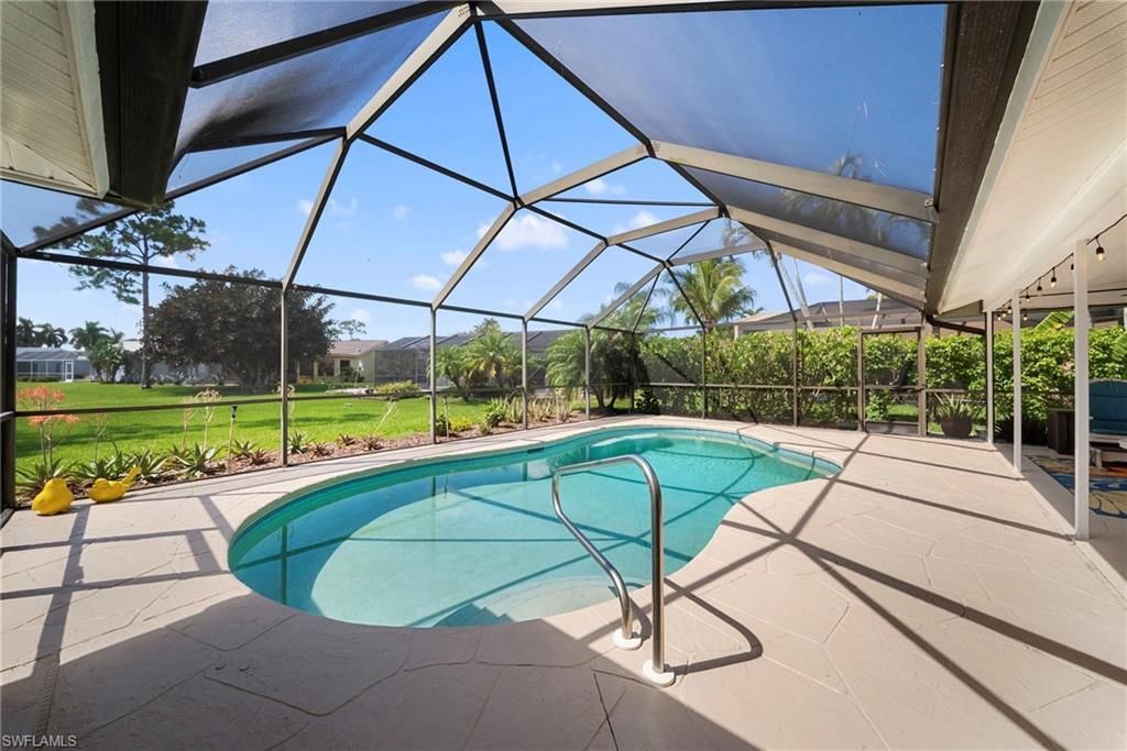 28581 Winthrop Cir, Bonita Springs, FL 34134 Photo