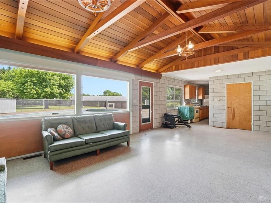 Property Image 74