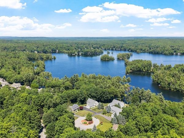 10 Iris Ct, Unit 10, Lunenburg, MA 01462