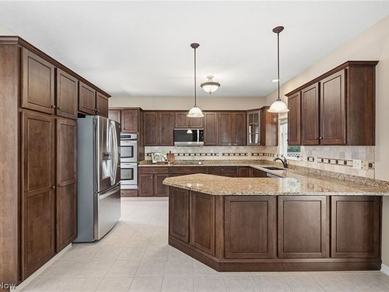 32925 Titus Hill Lane, Avon Lake, OH 44012 Photo 11