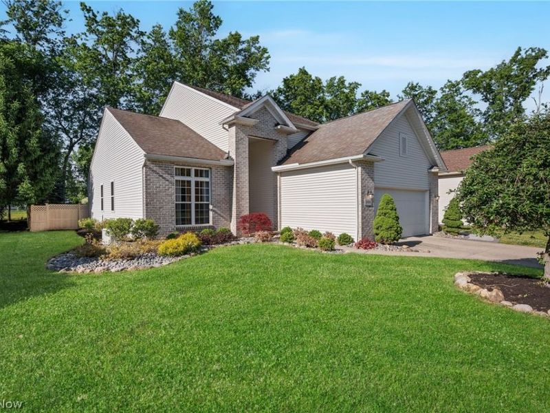 32925 Titus Hill Lane, Avon Lake, OH 44012 Photo 3