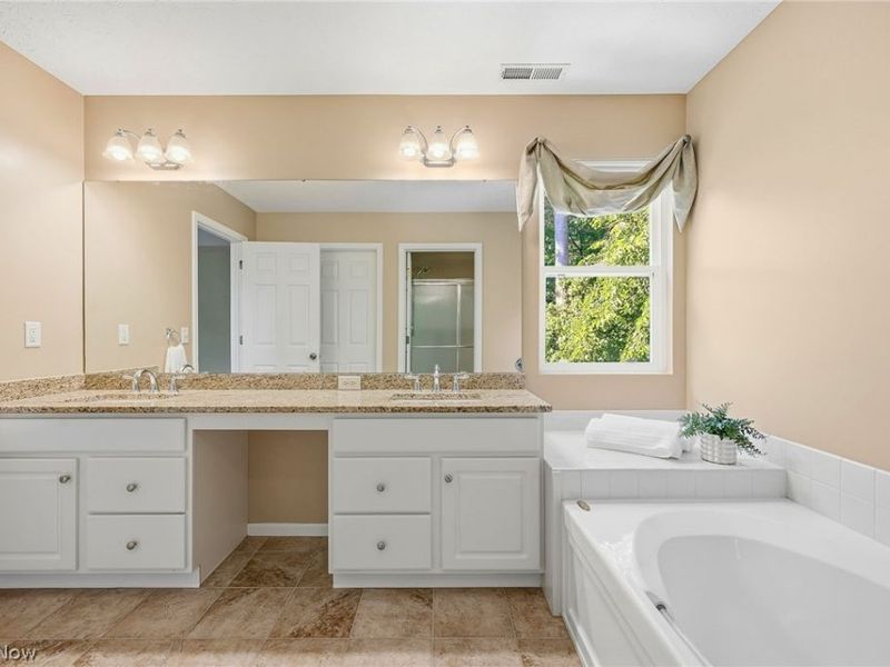 32925 Titus Hill Lane, Avon Lake, OH 44012 Photo 32