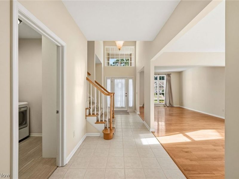 32925 Titus Hill Lane, Avon Lake, OH 44012 Photo 4