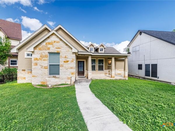 9138 Windgarden Circle, Windcrest, TX 78239