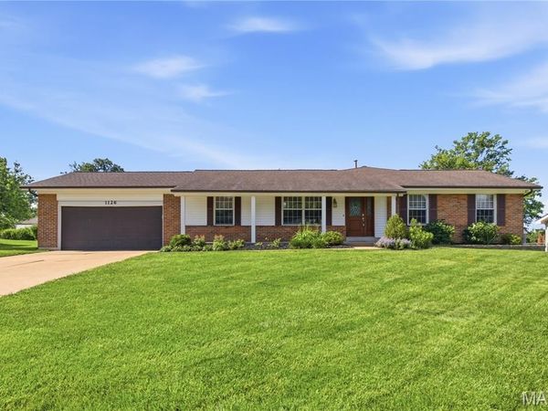1126 Sombrero Trail , Ellisville, MO 63011