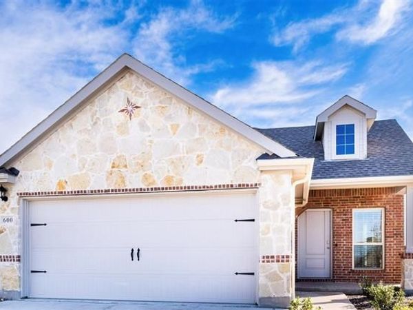 600 Blooming Glade, Lavon, TX 75166