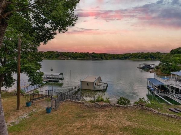 154 Parkview, Gainesville, TX 76240
