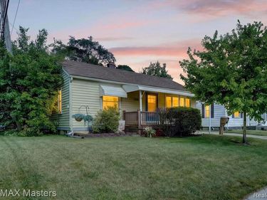 4643 Niagara Street , Wayne, MI 48184