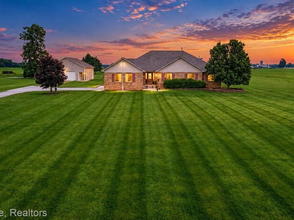 75230 Cryderman Road, Richmond Township, Mi 48062