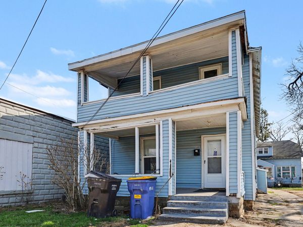 1246 Alpine Avenue NW, Grand Rapids, MI 49504