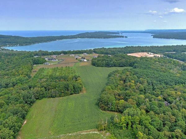 Hoeft Road N, Lake Leelanau, MI 49653