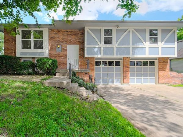 16307 Spring Valley Road, Belton, MO 64012