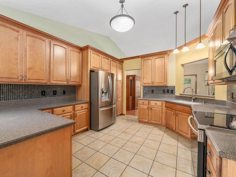 2892 Tweed Court, Lewis Center, OH 43035 Photo 10