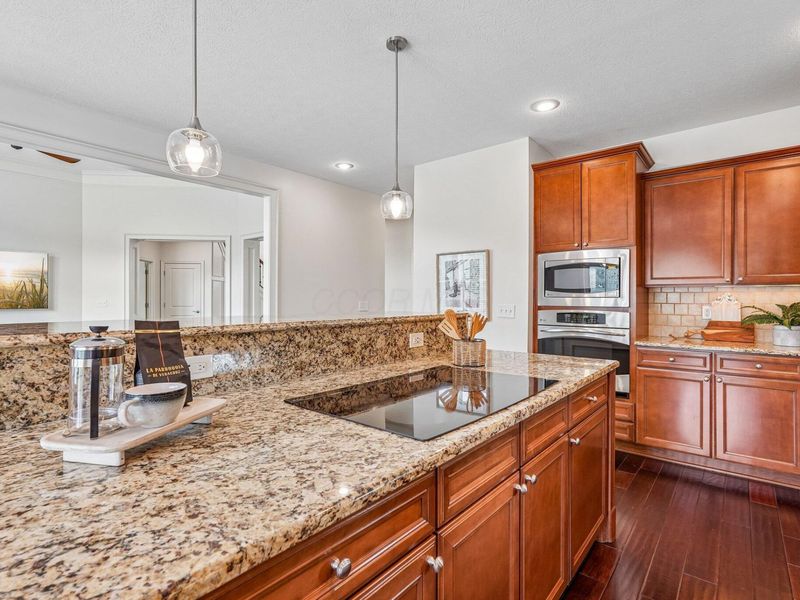 8061 Garden Drive , Pickerington, OH 43147 Photo 20