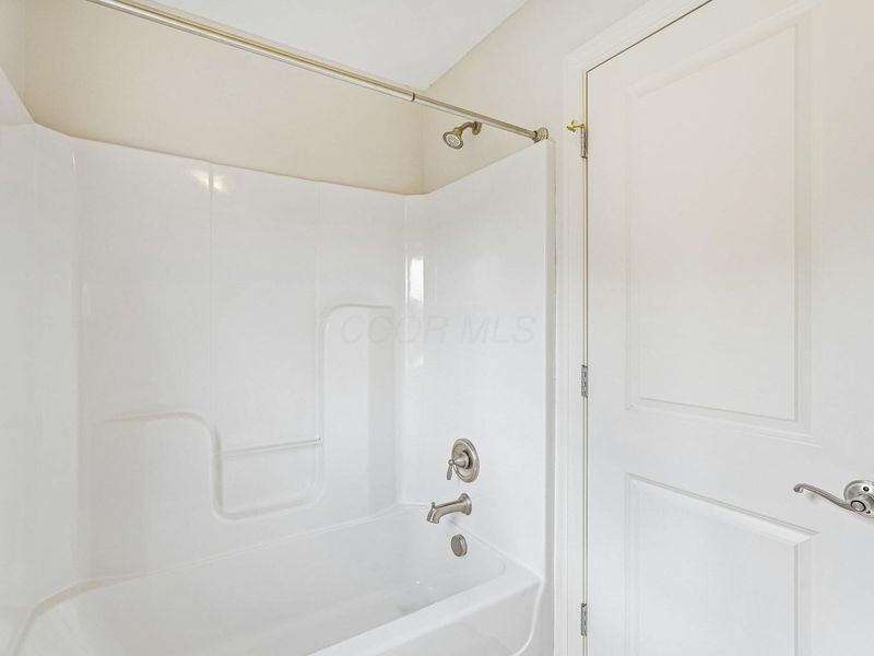 8061 Garden Drive , Pickerington, OH 43147 Photo 45