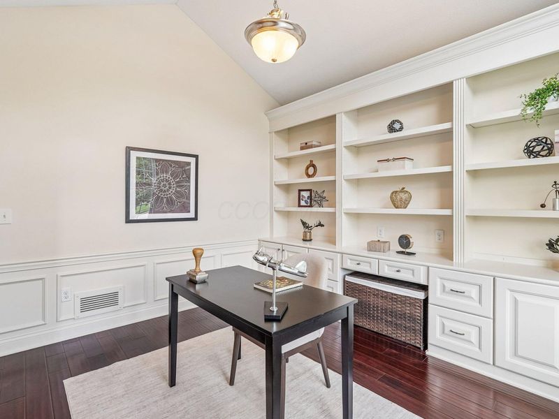 8061 Garden Drive , Pickerington, OH 43147 Photo 5