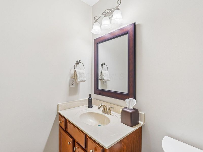 8061 Garden Drive , Pickerington, OH 43147 Photo 54