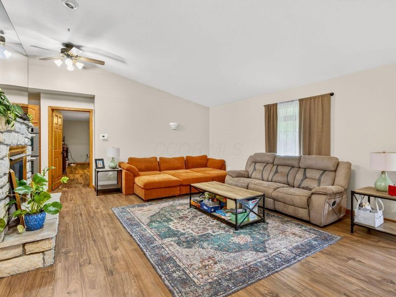 7096 Warner-Huffer Road , Circleville, OH 43113 Photo 5