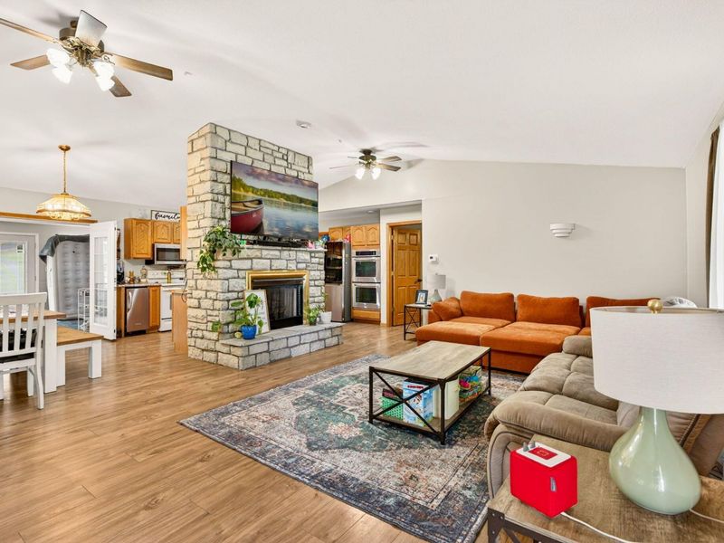 7096 Warner-Huffer Road , Circleville, OH 43113 Photo 8