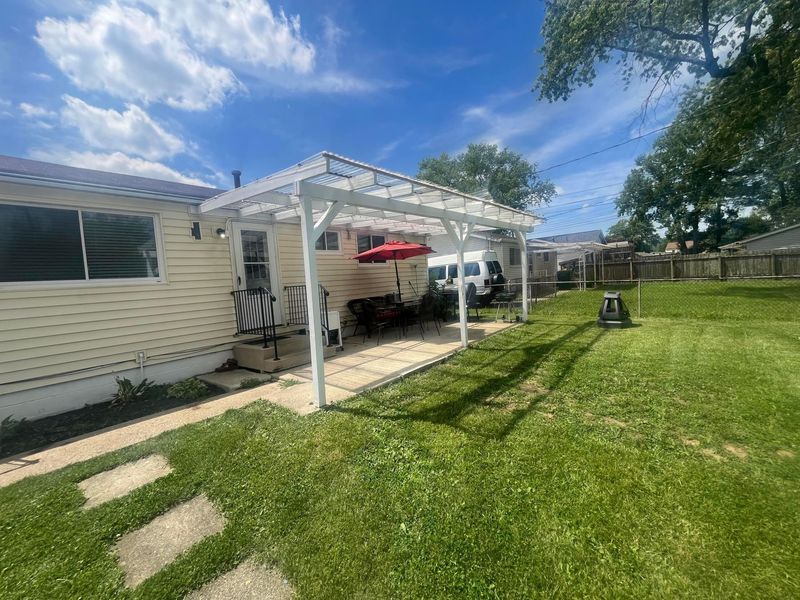 4730 Edinburgh Lane , Columbus, OH 43229 Photo 2