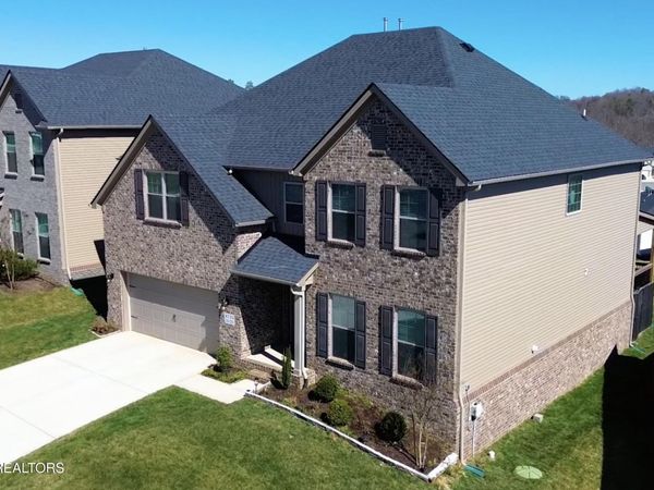 8735 Yellow Aster Rd, Knoxville, TN 37931
